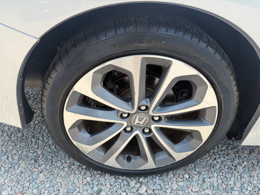 2014 Honda Accord - $12,999