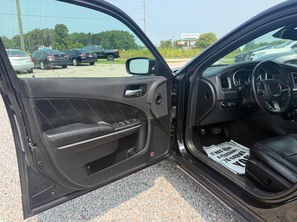 2017 Dodge Charger - $14,499