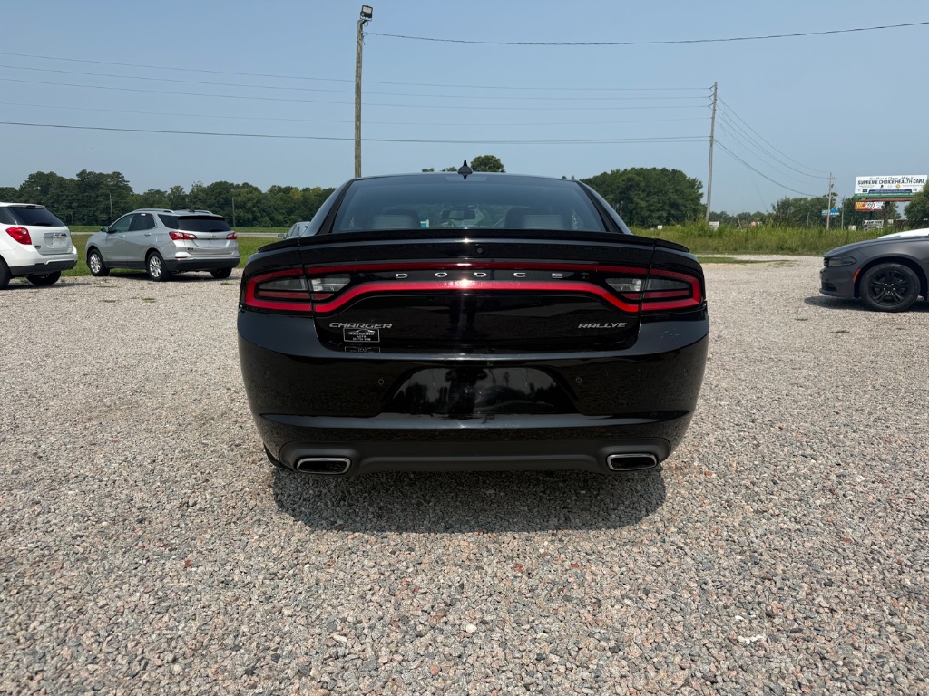 2017 Dodge Charger - $14,499