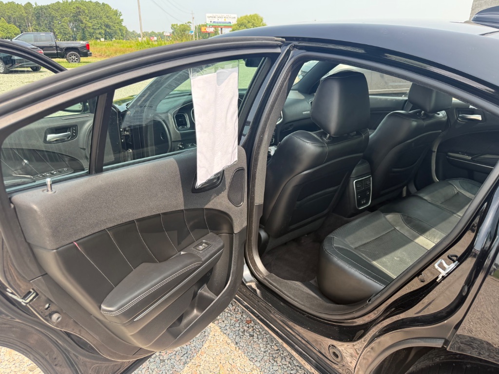 2017 Dodge Charger - $14,499