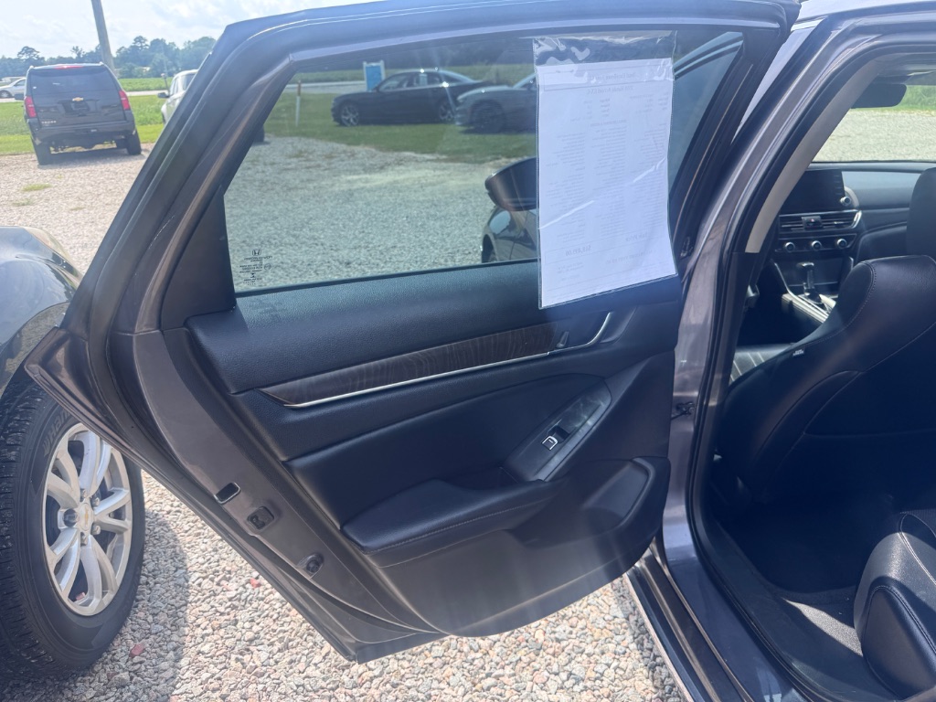 2018 Honda Accord - $18,499