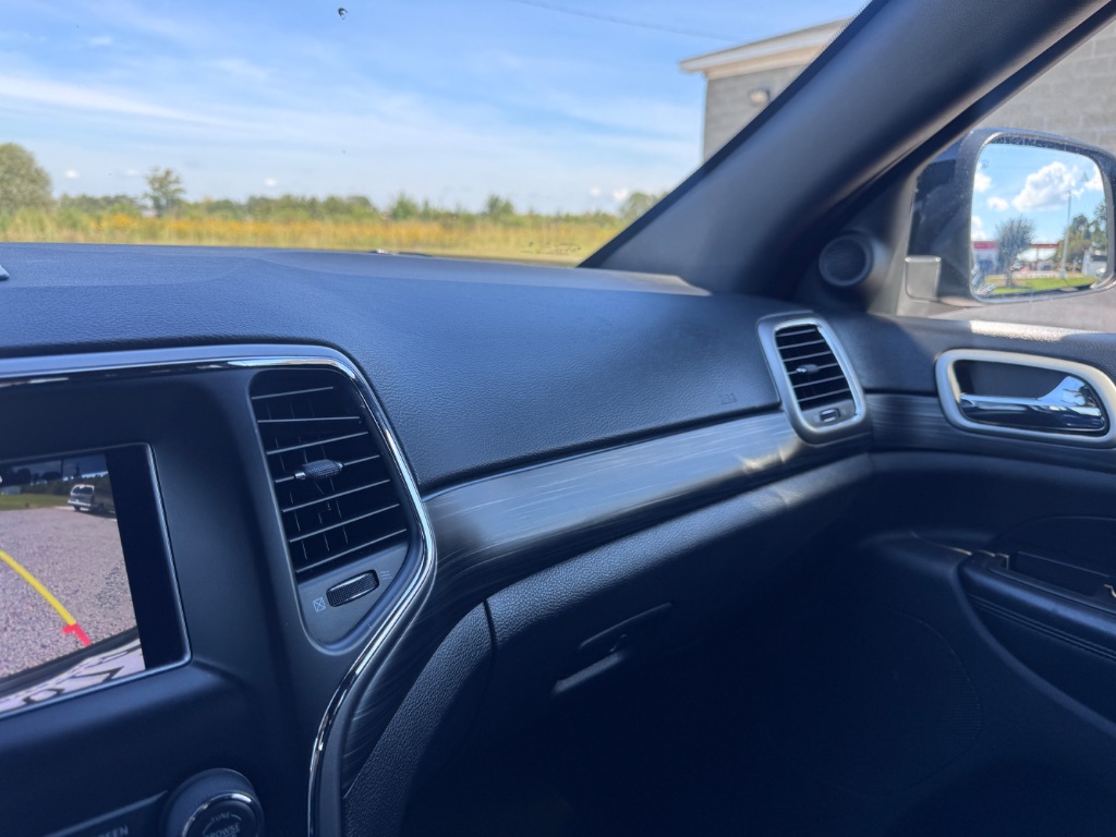 2020 Jeep Cherokee - $15,999