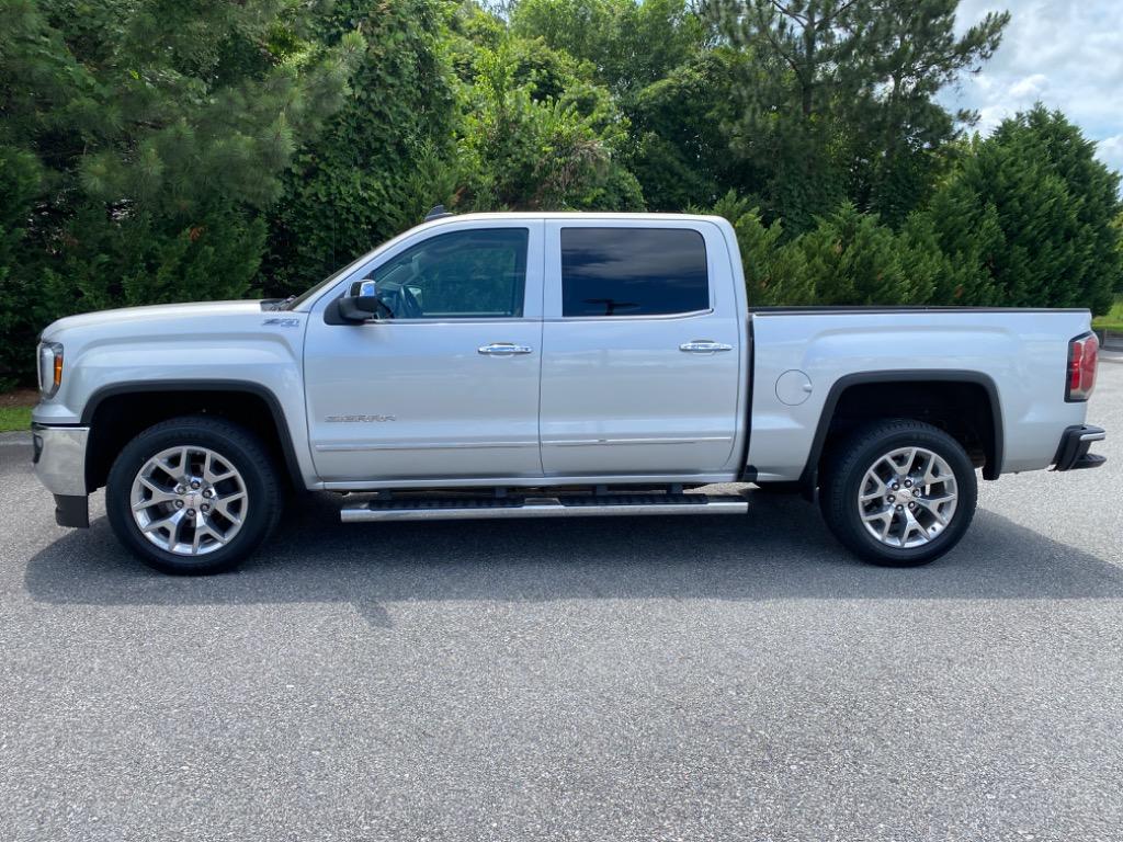 2018 GMC Sierra 1500 SLT photo