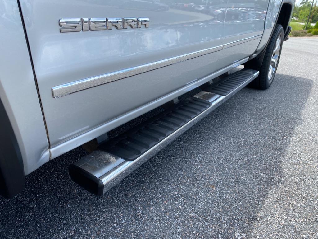 2018 GMC Sierra 1500 SLT photo