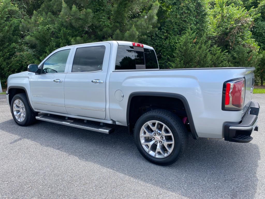 2018 GMC Sierra 1500 SLT photo