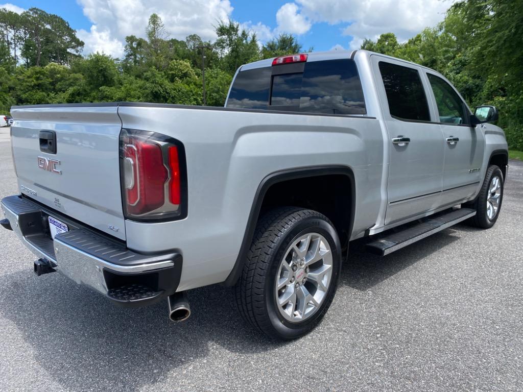 2018 GMC Sierra 1500 SLT photo
