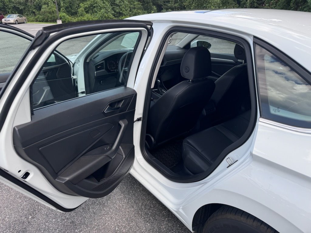 2021 Volkswagen Jetta - $19,995