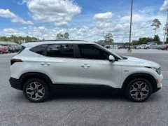2021 Kia Seltos - $21,600