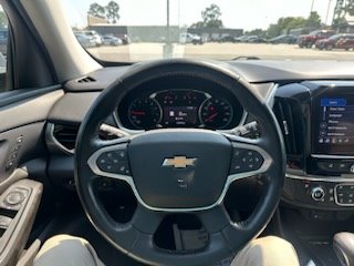 2021 Chevrolet Traverse Premier photo