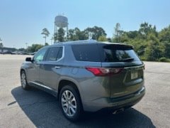2021 Chevrolet Traverse Premier photo