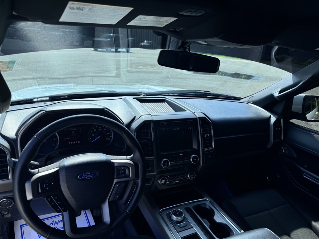 2019 Ford Expedition XLT photo