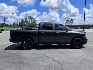 2018 Ram 1500 - $32,999