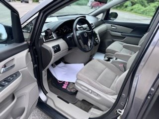 2015 Honda Odyssey - $15,999