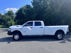 2022 RAM 3500 Tradesman photo