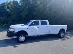 2022 RAM 3500 Tradesman photo