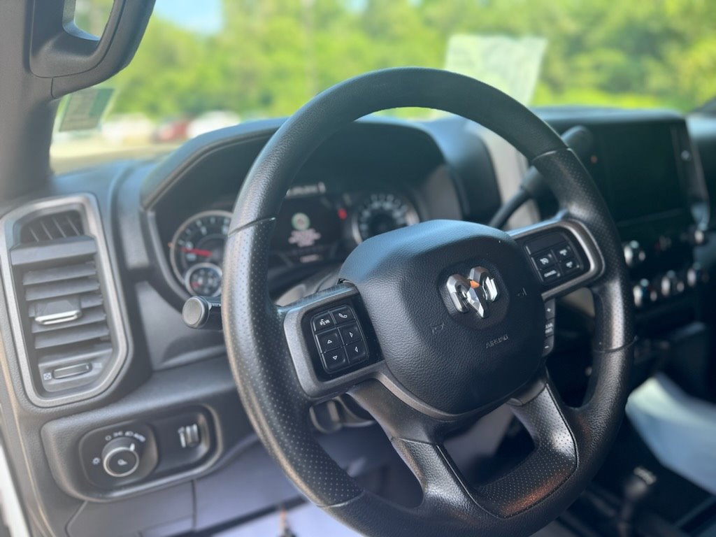 2022 RAM 3500 Tradesman photo