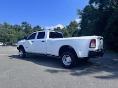 2022 RAM 3500 Tradesman photo