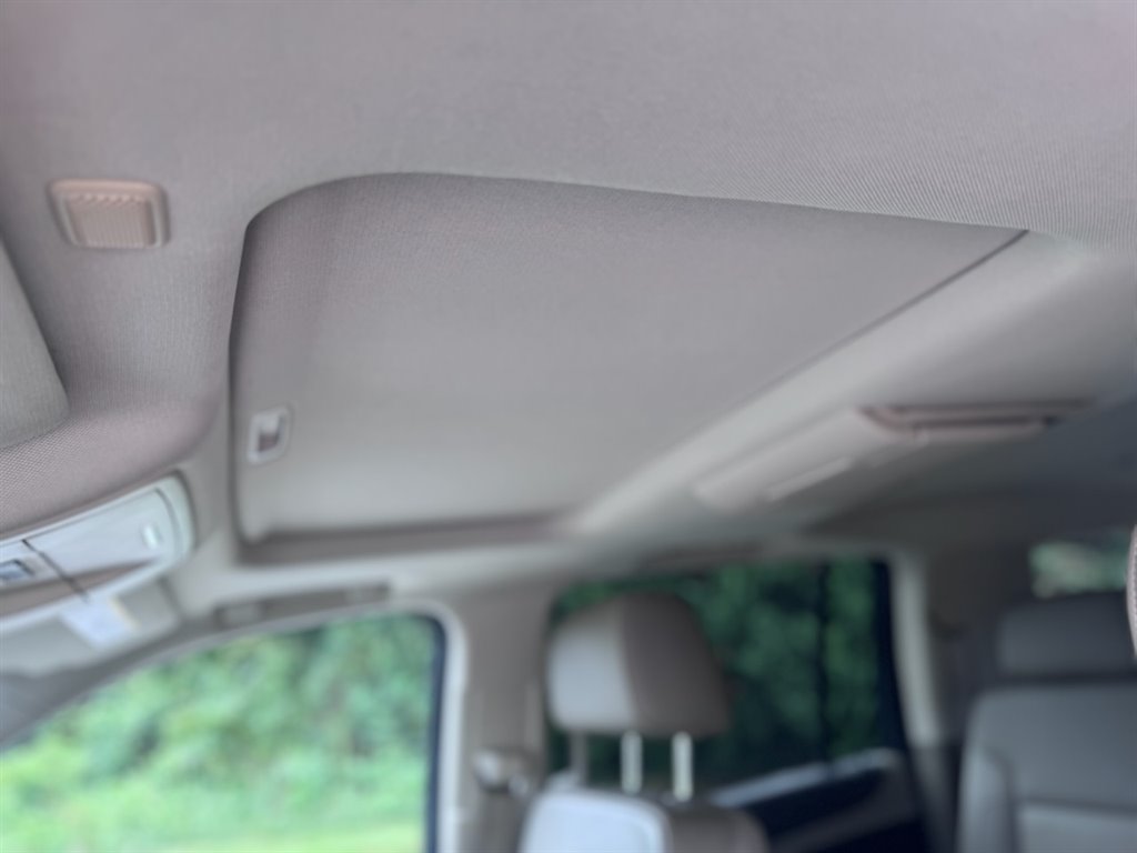 2016 Chevrolet Suburban 1500 LTZ photo