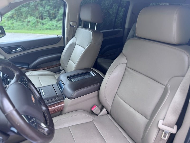 2016 Chevrolet Suburban 1500 LTZ photo