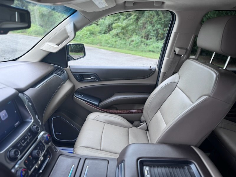 2016 Chevrolet Suburban 1500 LTZ photo