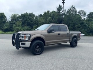 2019 Ford F150 XLT photo