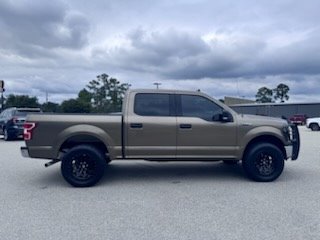 2019 Ford F150 XLT photo