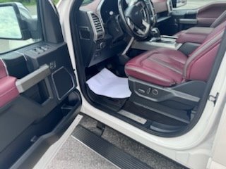2019 Ford F150 Platinum photo