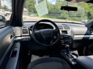 2018 Ford Explorer - $16,995