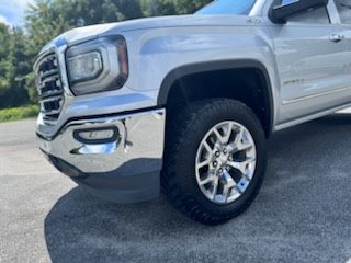 2017 GMC Sierra 1500 SLT photo