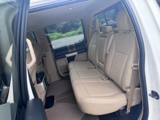 2016 Ford F150 Lariat photo