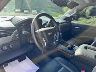 2019 Chevrolet Suburban 1500 LT photo