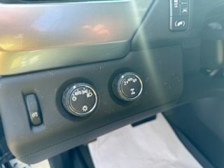 2019 Chevrolet Suburban 1500 LT photo