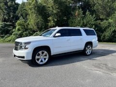 2019 Chevrolet Suburban 1500 LT photo