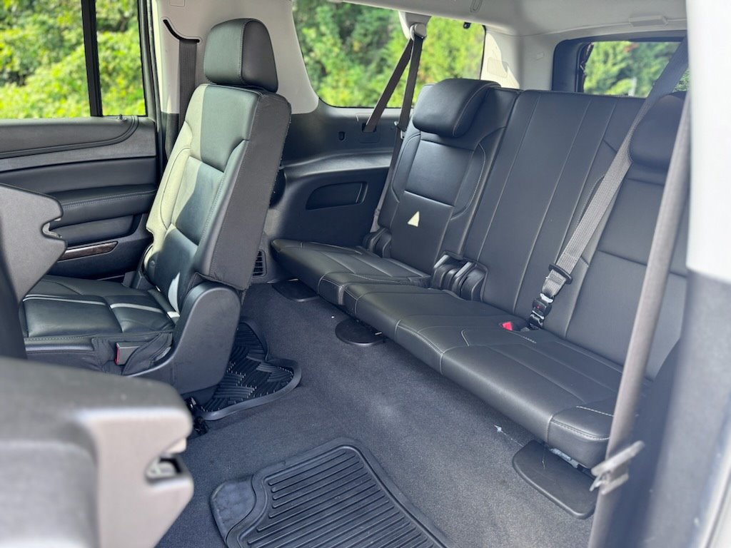 2019 Chevrolet Suburban 1500 LT photo