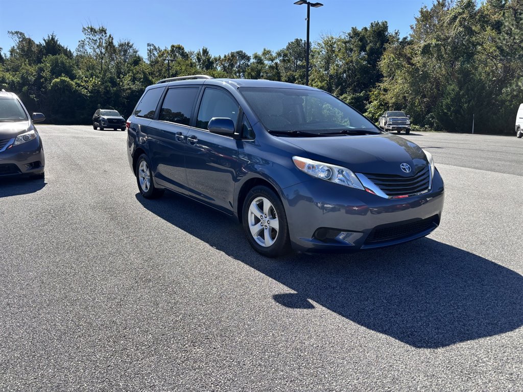 2017 Toyota Sienna