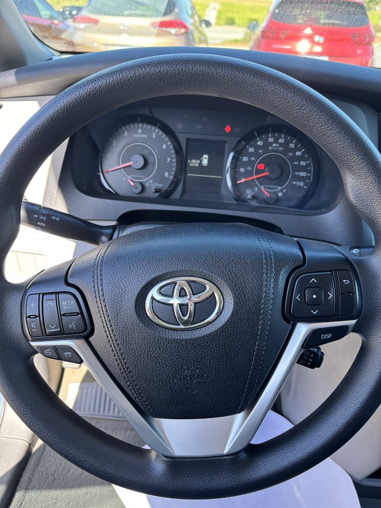 2017 Toyota Sienna