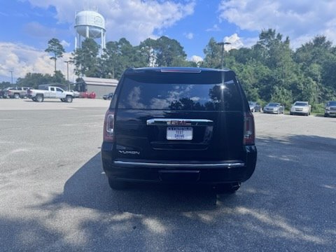 2018 GMC Yukon Denali photo