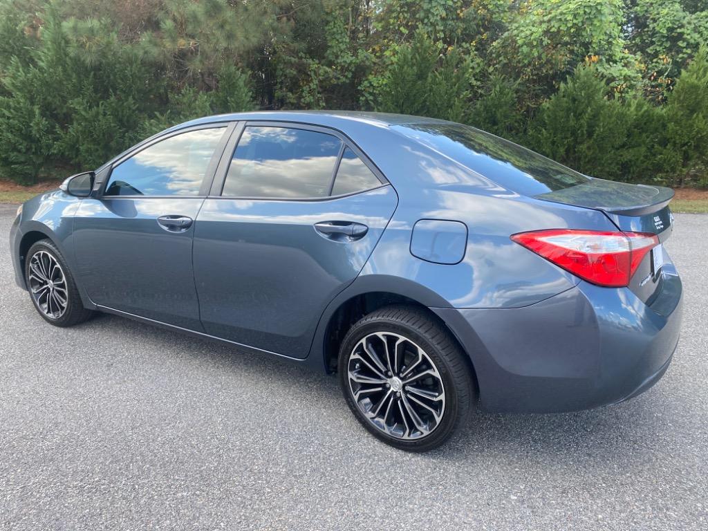 2016 Toyota Corolla S photo