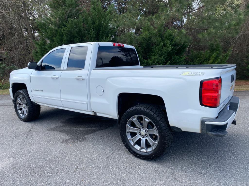 2017 Chevrolet Silverado 1500 LT Z71 photo