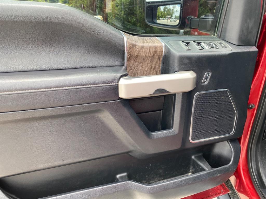 2017 Ford F250sd Lariat photo