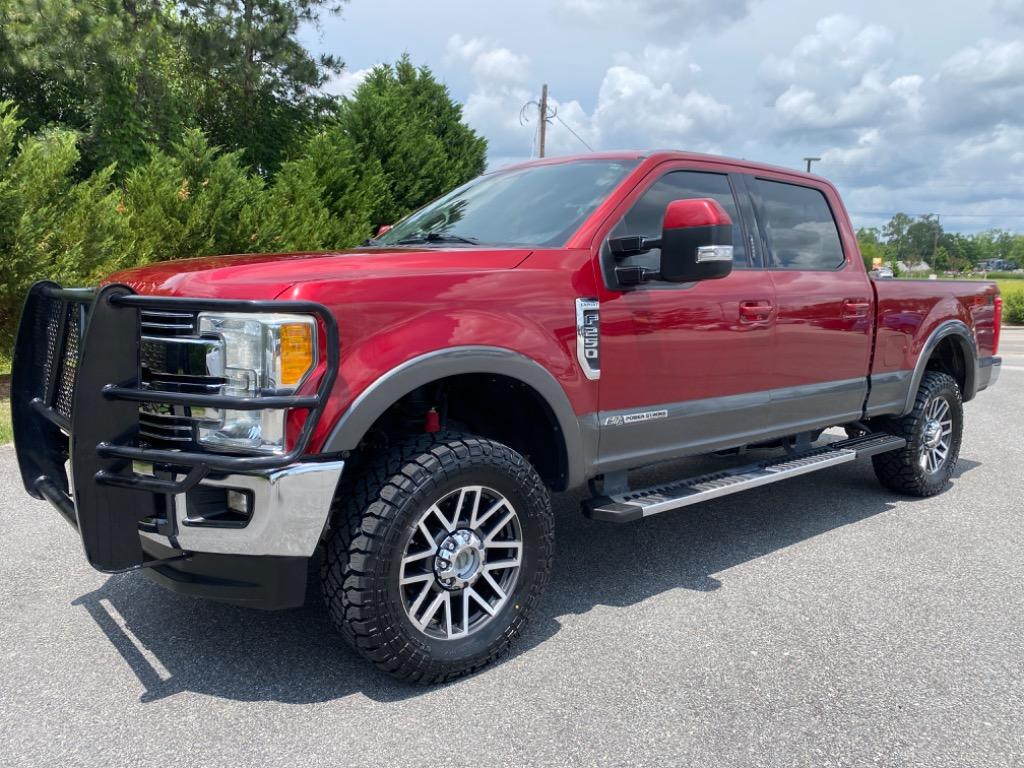 2017 Ford F250sd Lariat photo