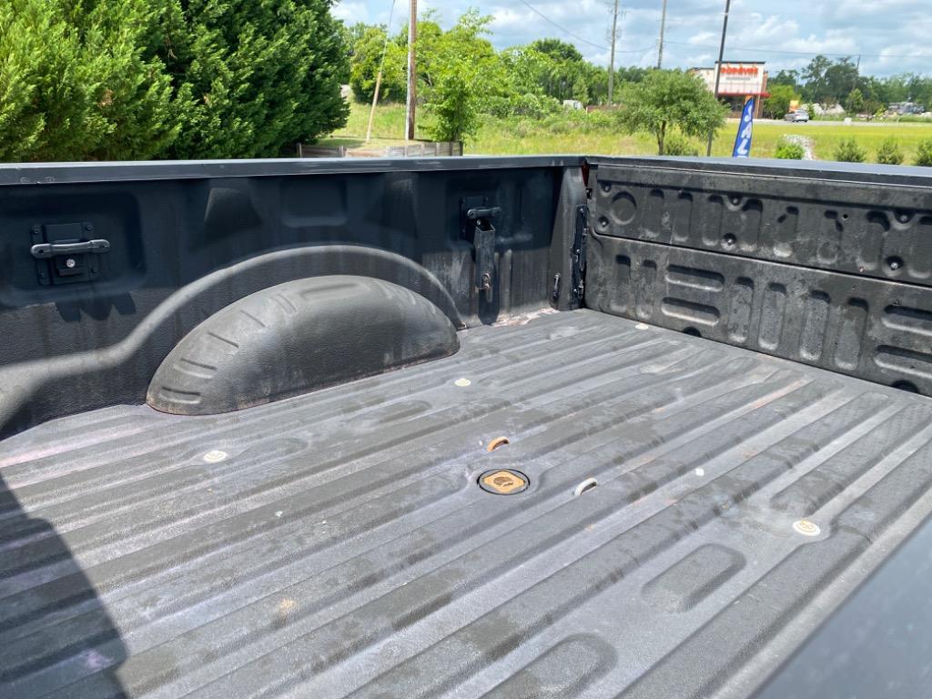2017 Ford F-250 - $36,995