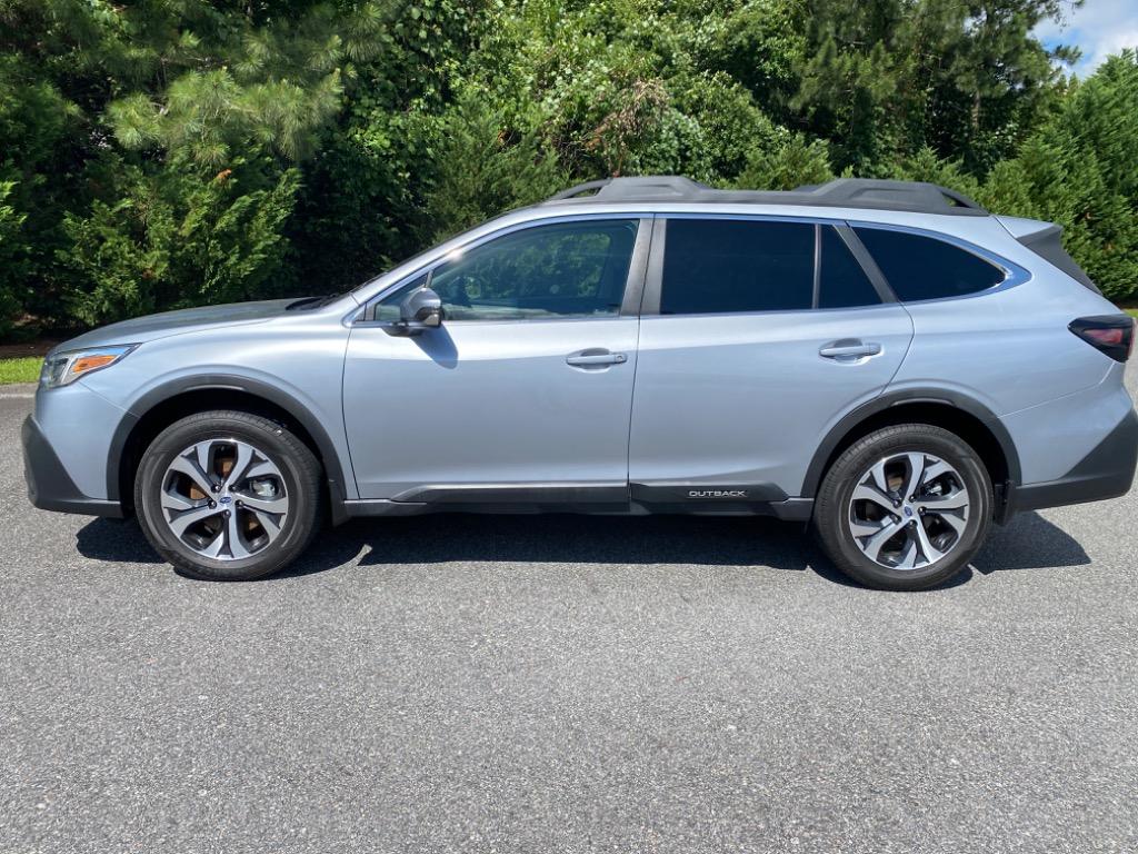 2020 Subaru Outback - $25,950
