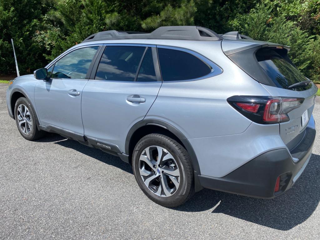 2020 Subaru Outback - $25,950