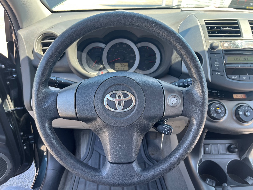2011 Toyota RAV4 photo