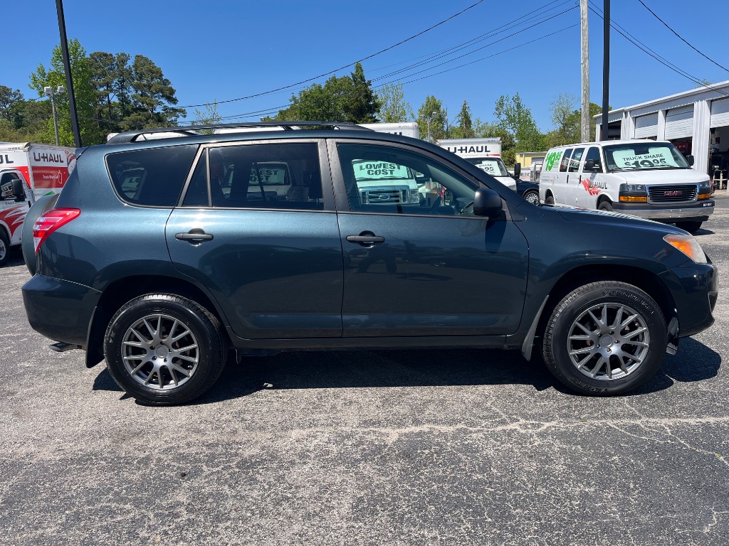 2011 Toyota RAV4 photo