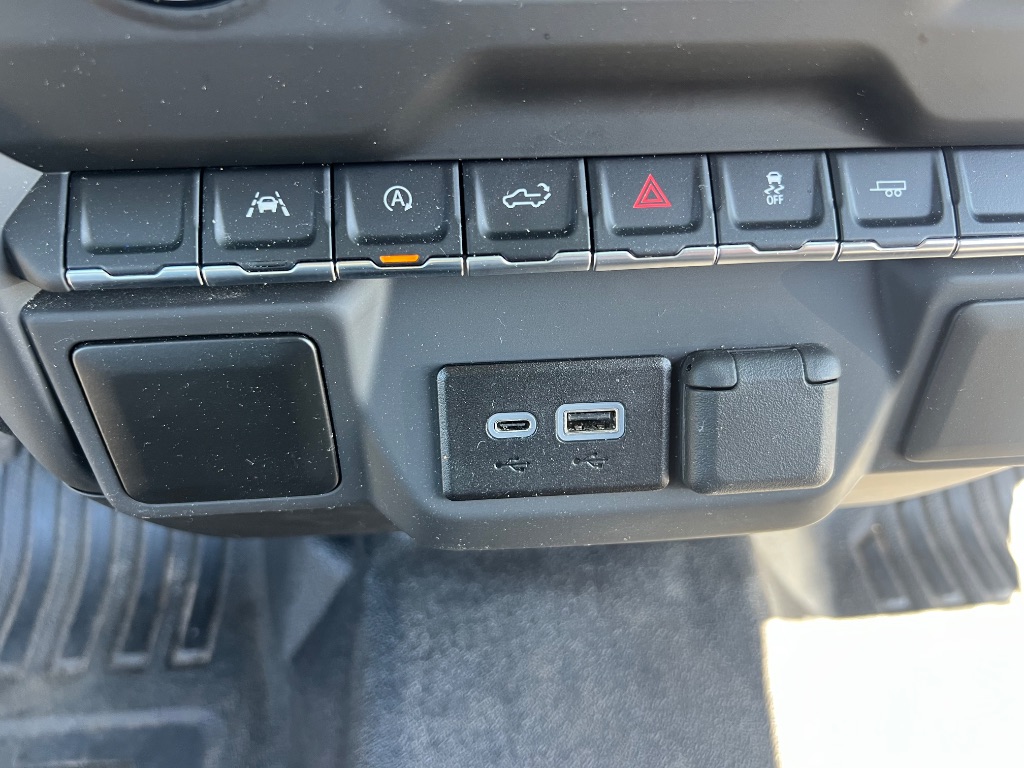 2025 Chevrolet Silverado 1500 - $31,529
