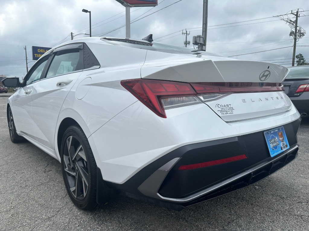 2024 Hyundai Elantra - $21,370
