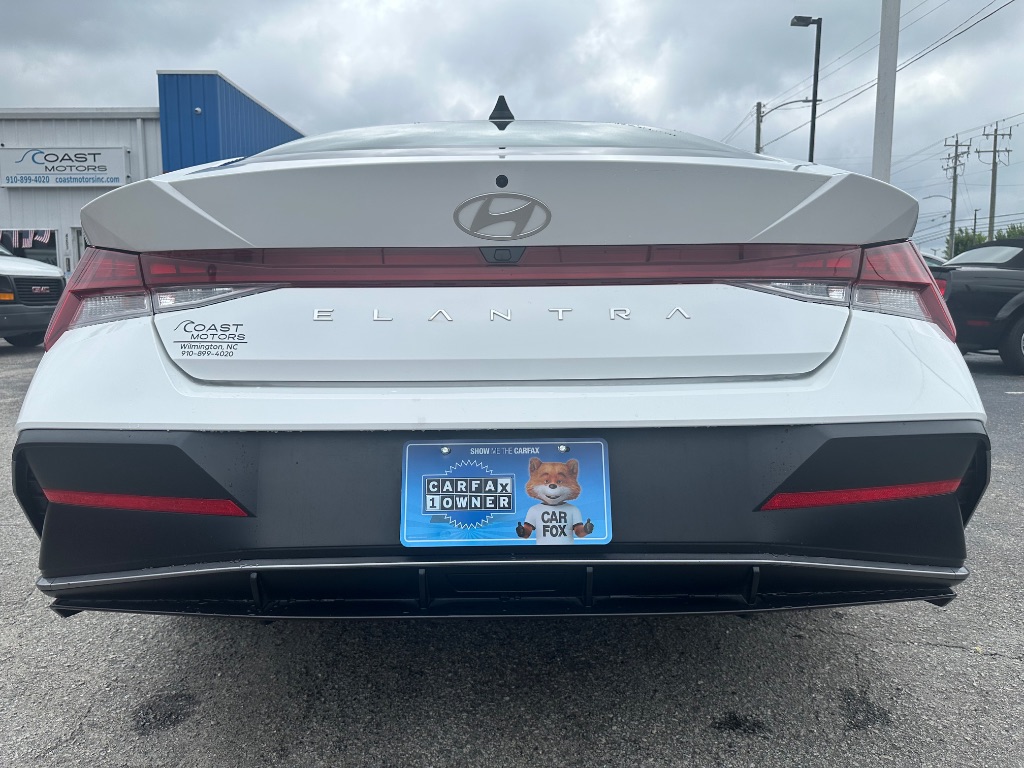 2024 Hyundai Elantra - $21,370