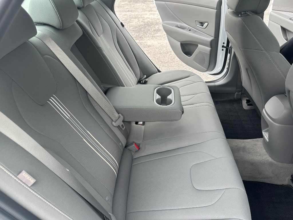 2024 Hyundai Elantra - $21,370